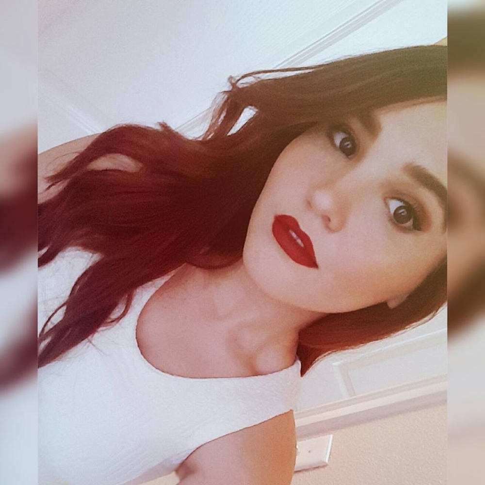 Meet your Posher, Monica